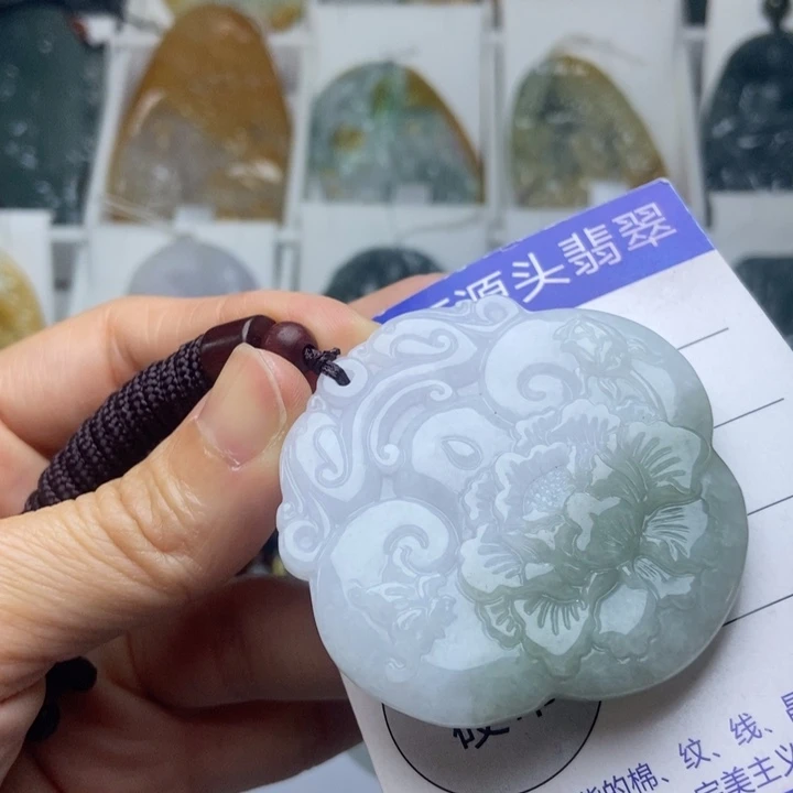 翡翠未镶嵌挂件翡翠