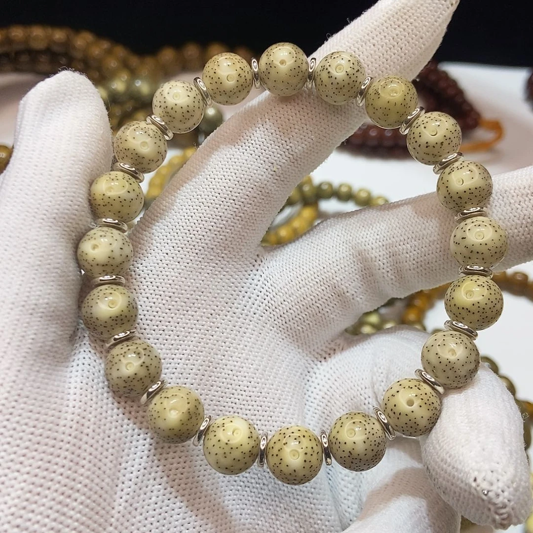 嗨***嗨星月菩提吊坠原生态