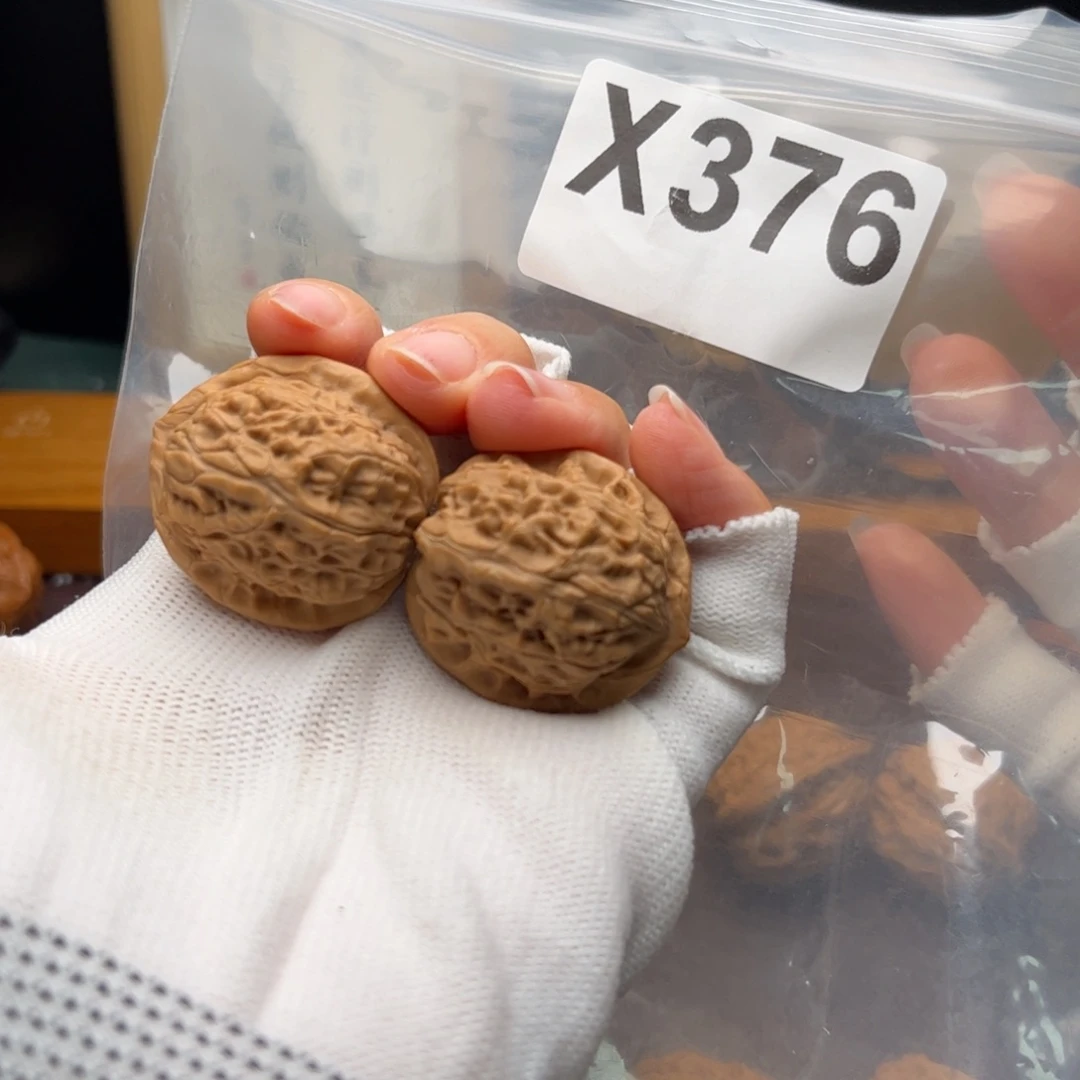 桃核把件31左右凤胆x375