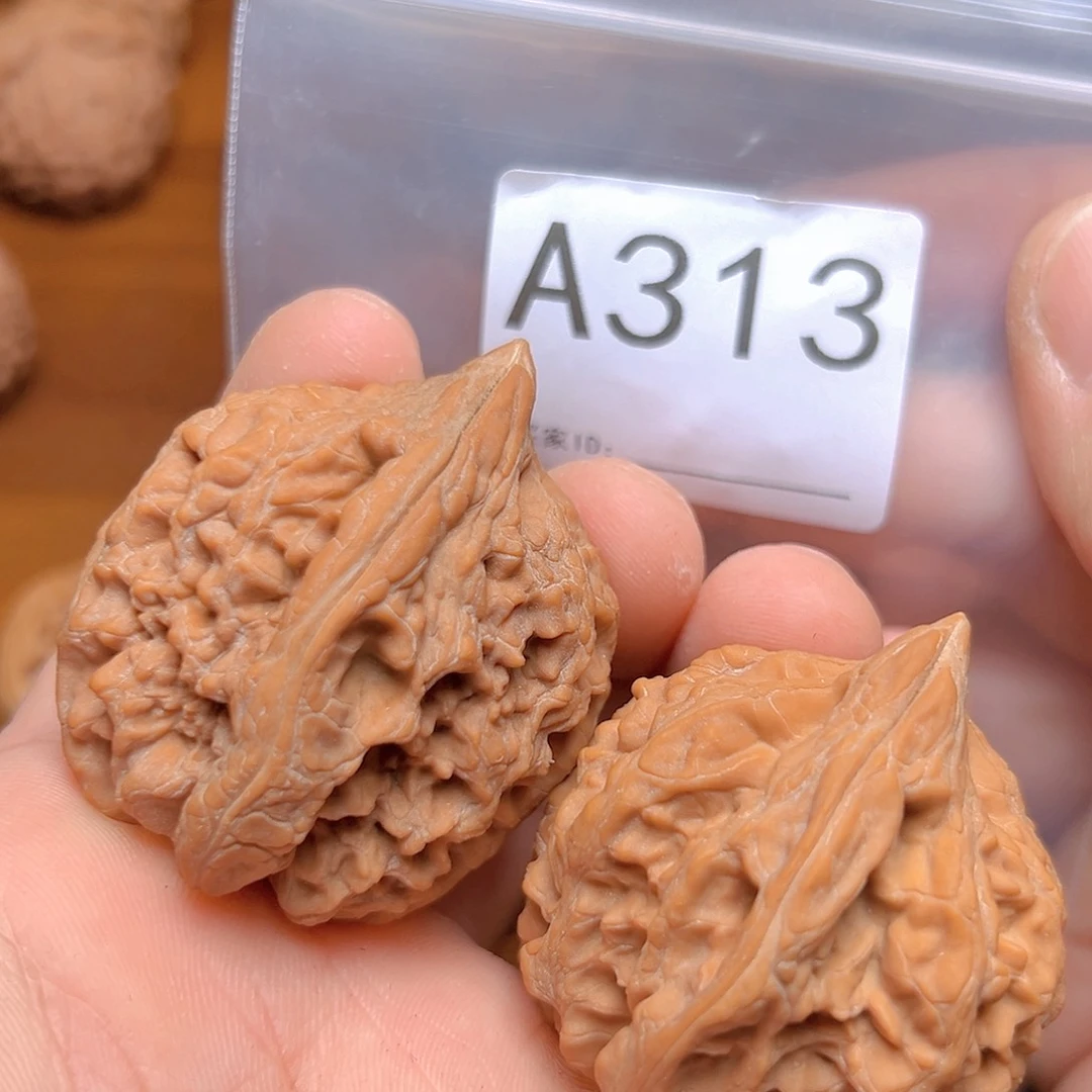 文玩核桃吊坠40➕大沽石