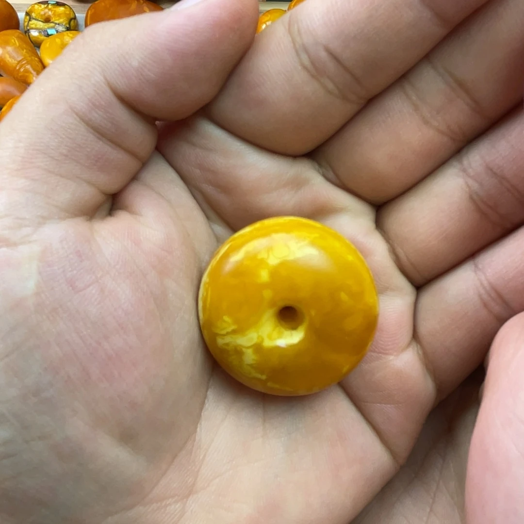 琥珀未镶嵌吊坠(不含链)