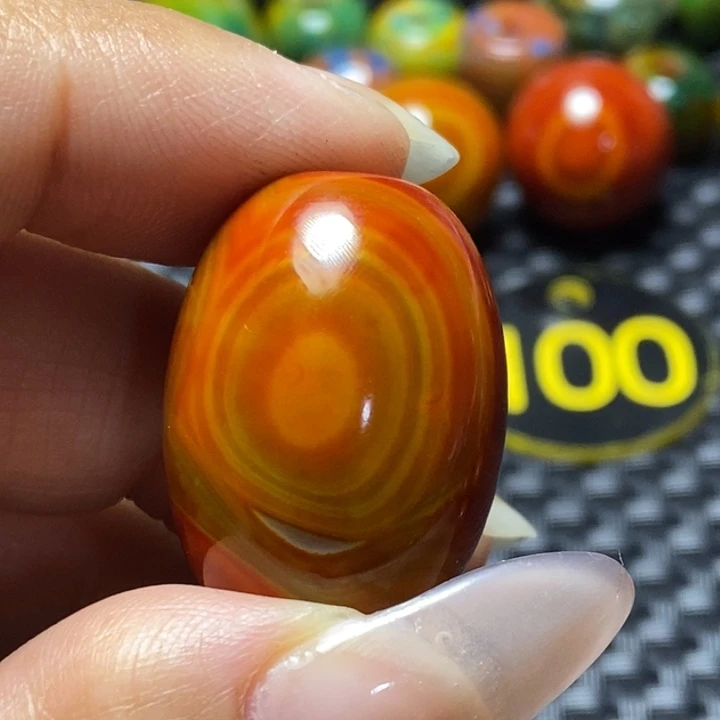 用***0玛瑙/玉髓未镶嵌颈饰