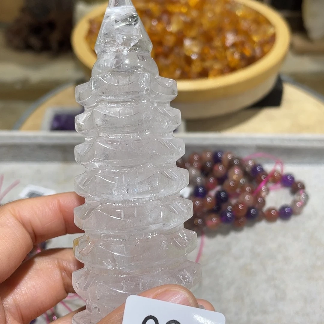 水晶摆件……未镶嵌