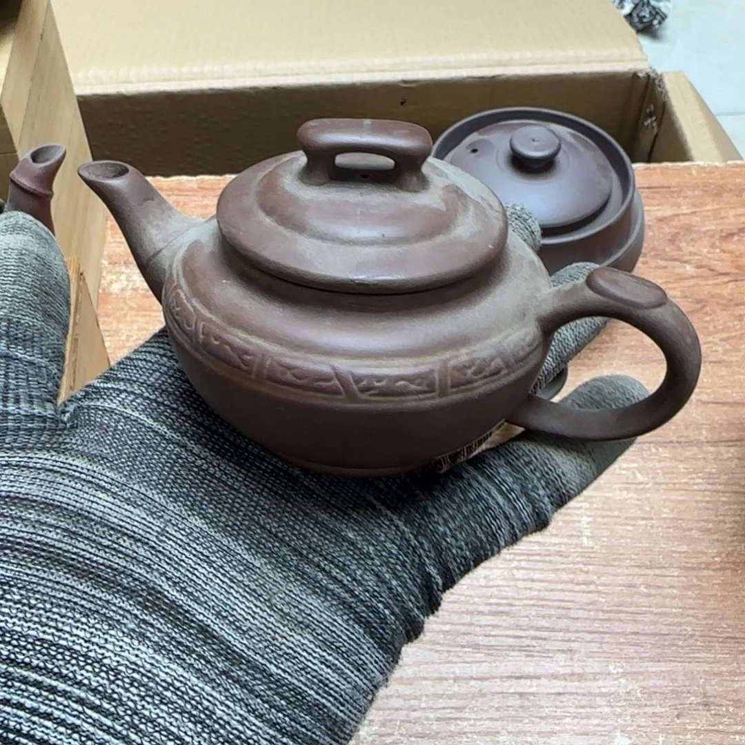 茶宠青红尖瓣红酒