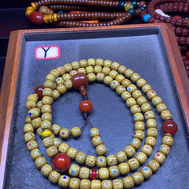 星月菩提吊坠菩提