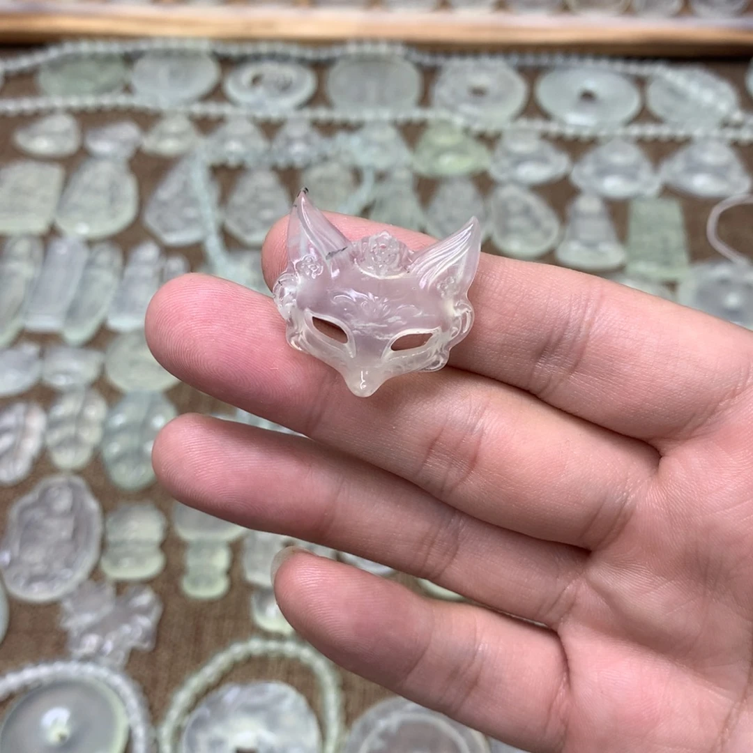 蛇纹石玉颈饰未镶嵌唐*打