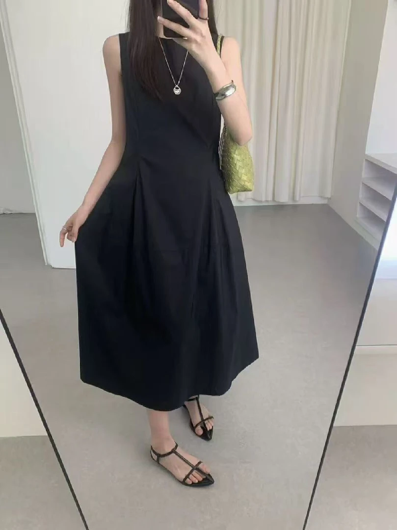 倩倩家赫本风简约连衣裙