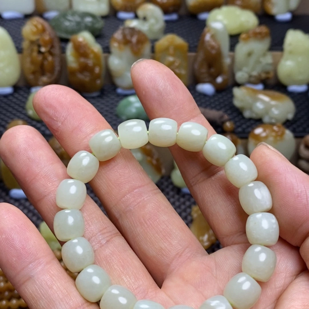 和田玉未镶嵌吊坠(不含链)