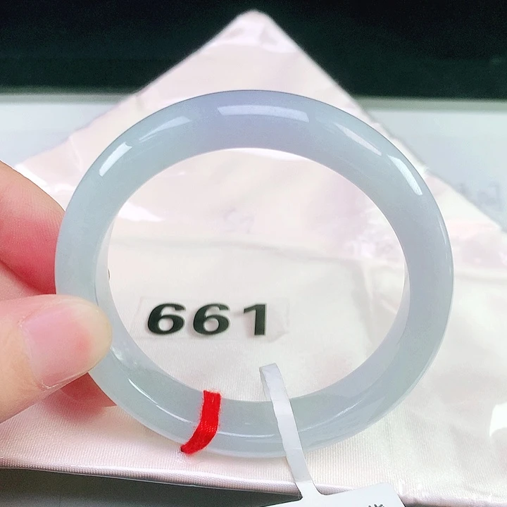 翡翠未镶嵌手镯661