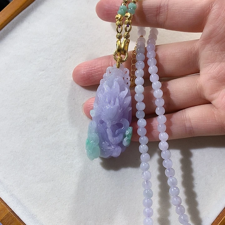 翡翠未镶嵌颈饰翡翠吊坠