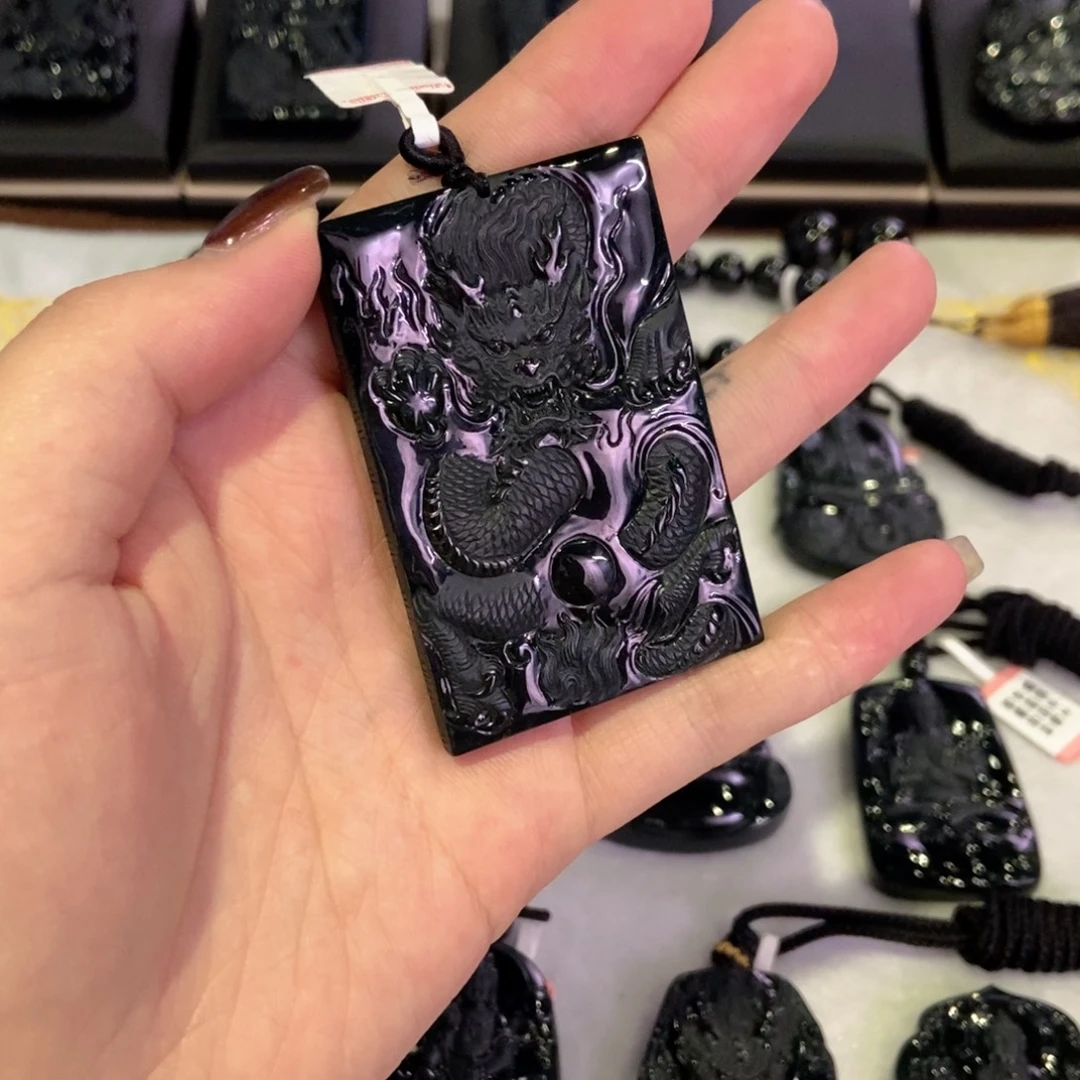 王***二翡翠未镶嵌颈饰翡翠