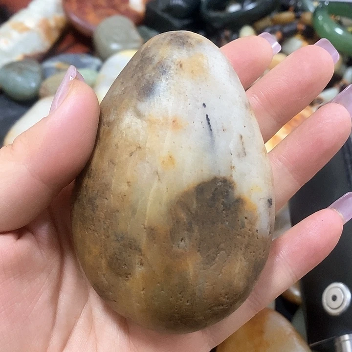 和田玉（糖玉）未镶嵌挂件