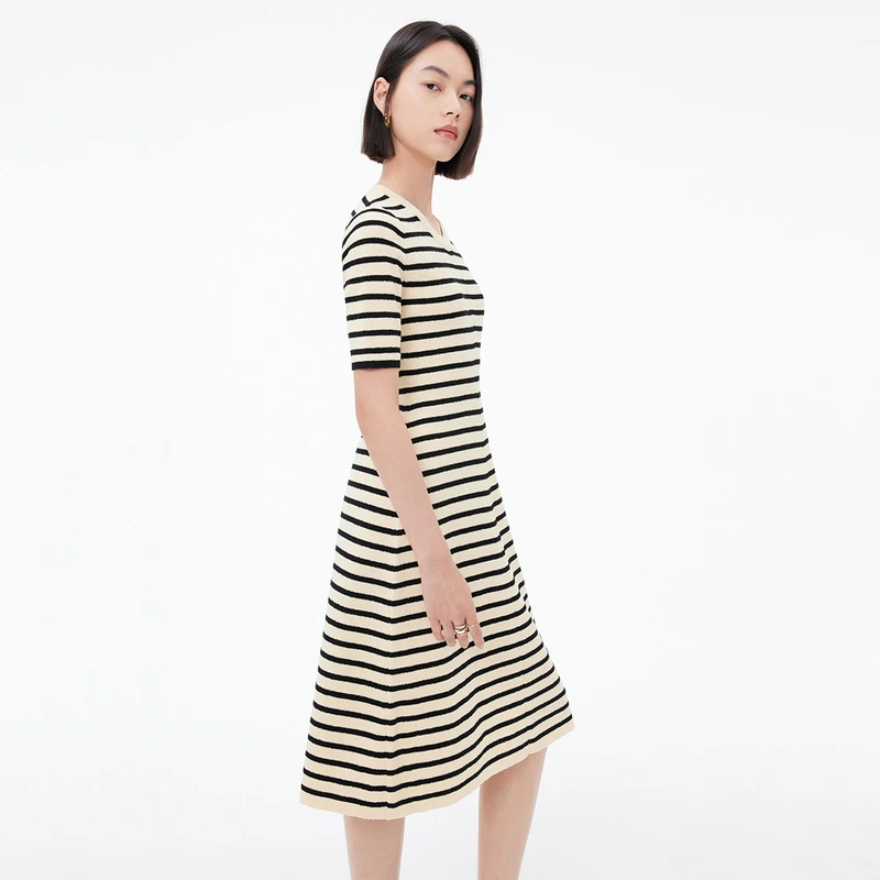 LILY2023秋新款女装连衣裙123349V7903