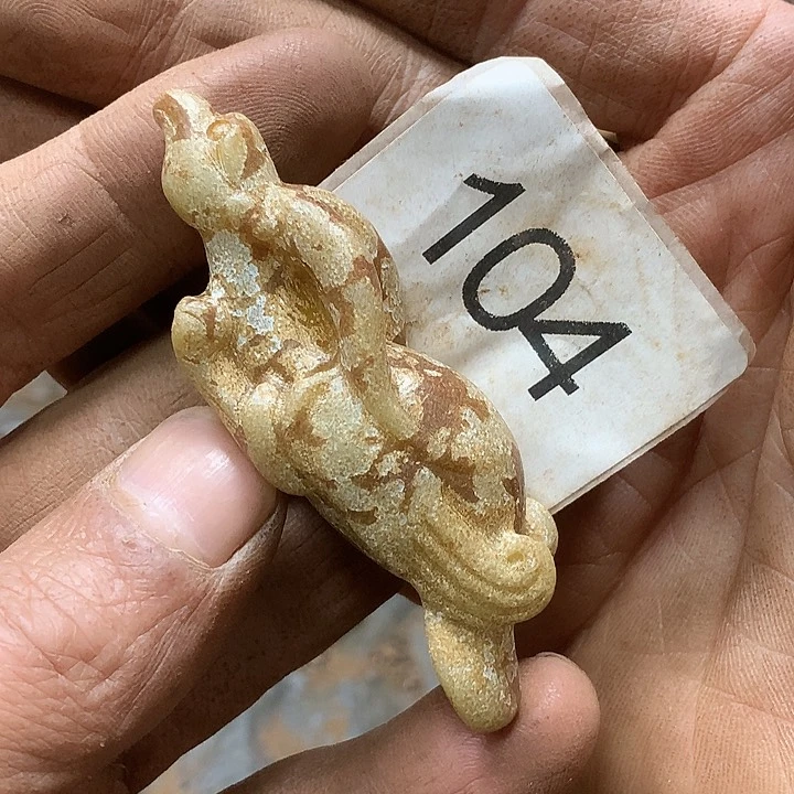 未镶嵌和田玉挂件