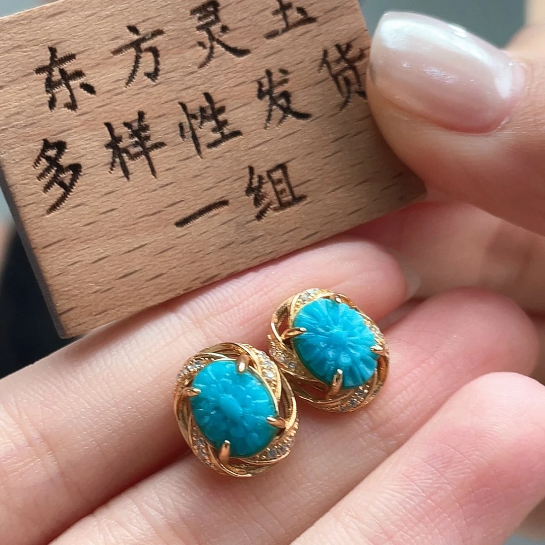 未镶嵌绿松石颈饰