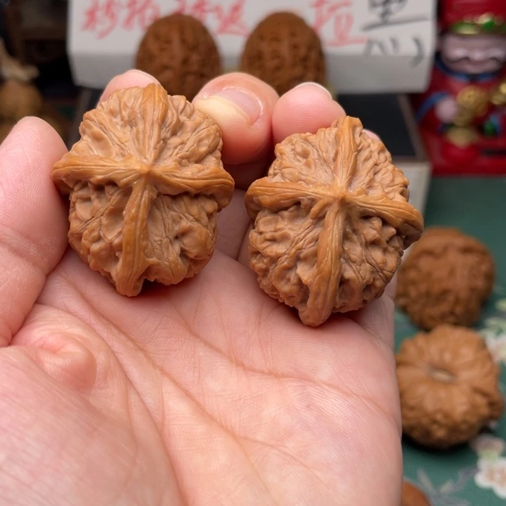 【闪购商品】把件文玩核桃39玉玺四棱