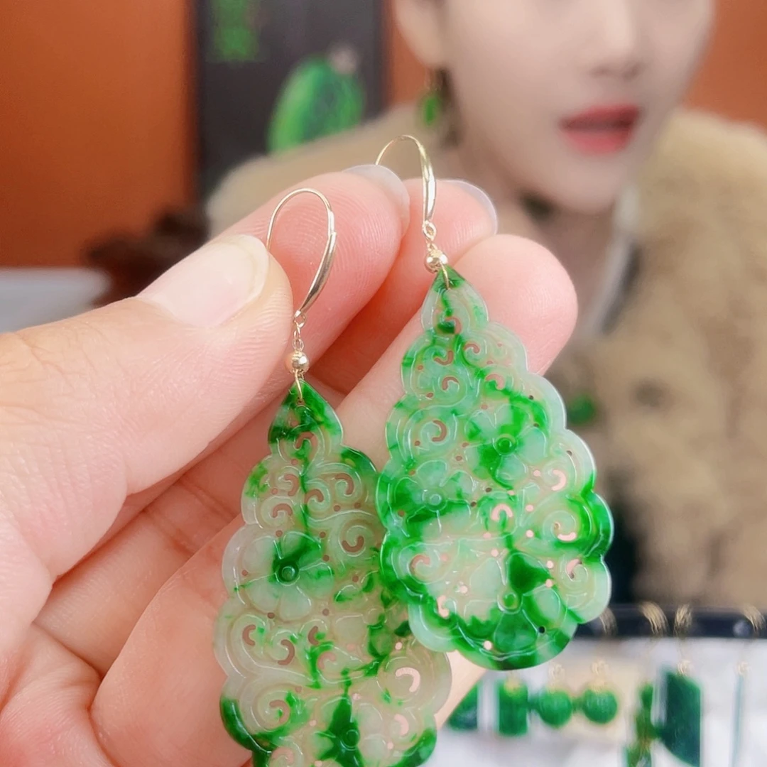 翡翠18K金镶嵌耳饰