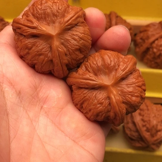 文玩核桃吊坠J****N核桃