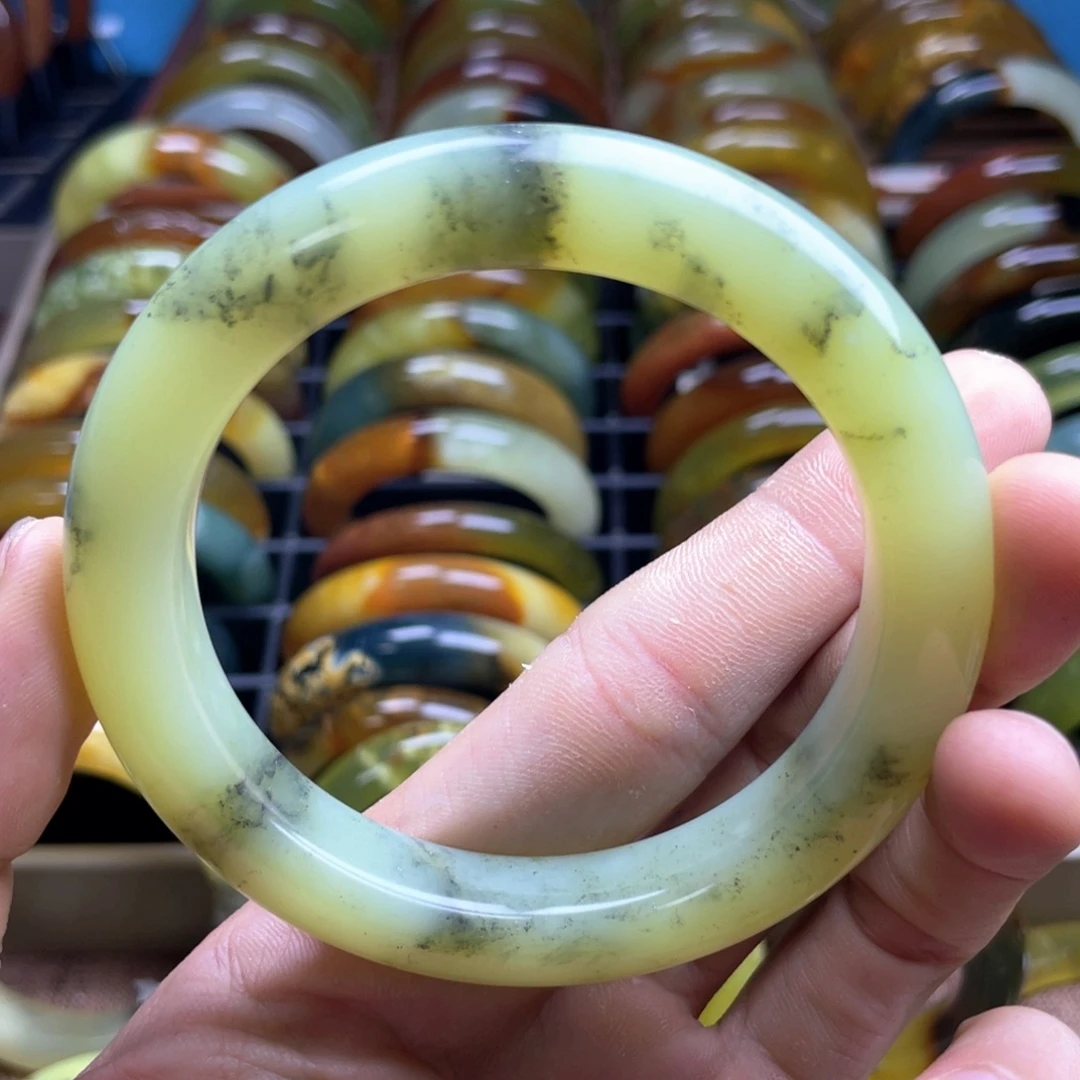 未镶嵌蛇纹石玉手镯