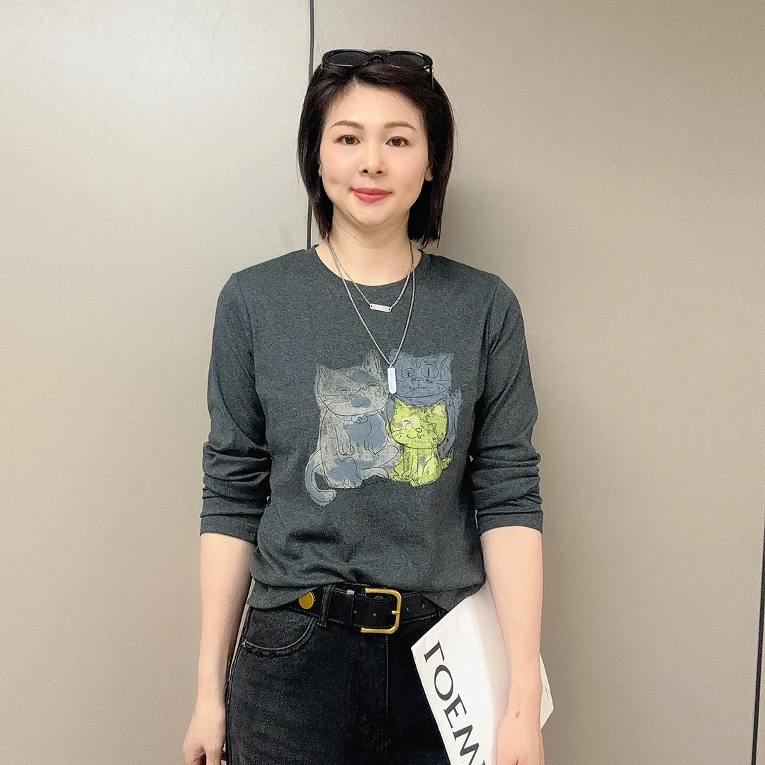 【魅力风】秋季新款印花修身显瘦气质百搭上衣822款