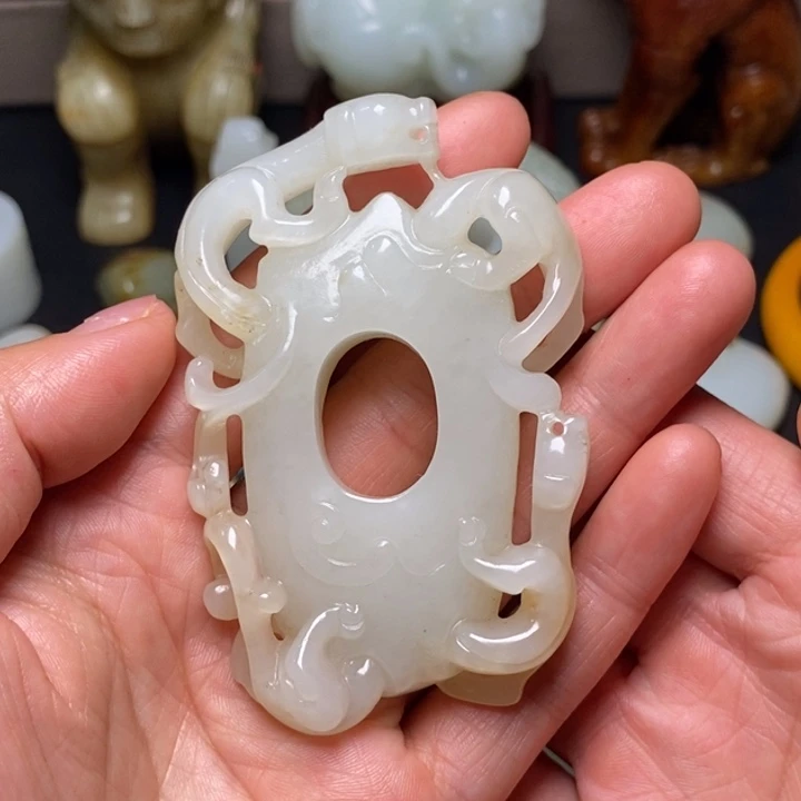 和田玉未镶嵌挂件