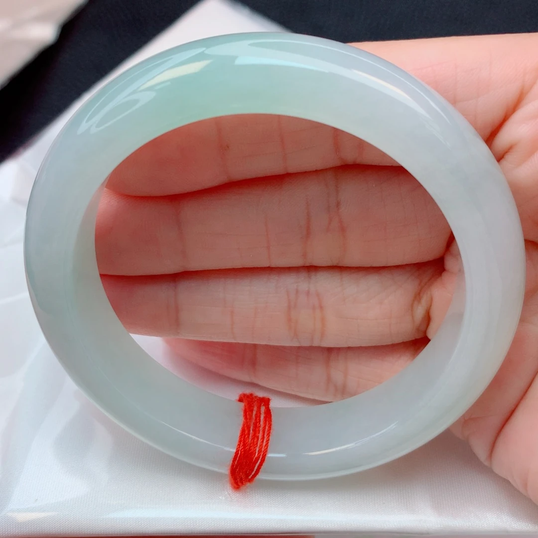 翡翠未镶嵌手镯56.8圈 细糯冰晴水底宽镯