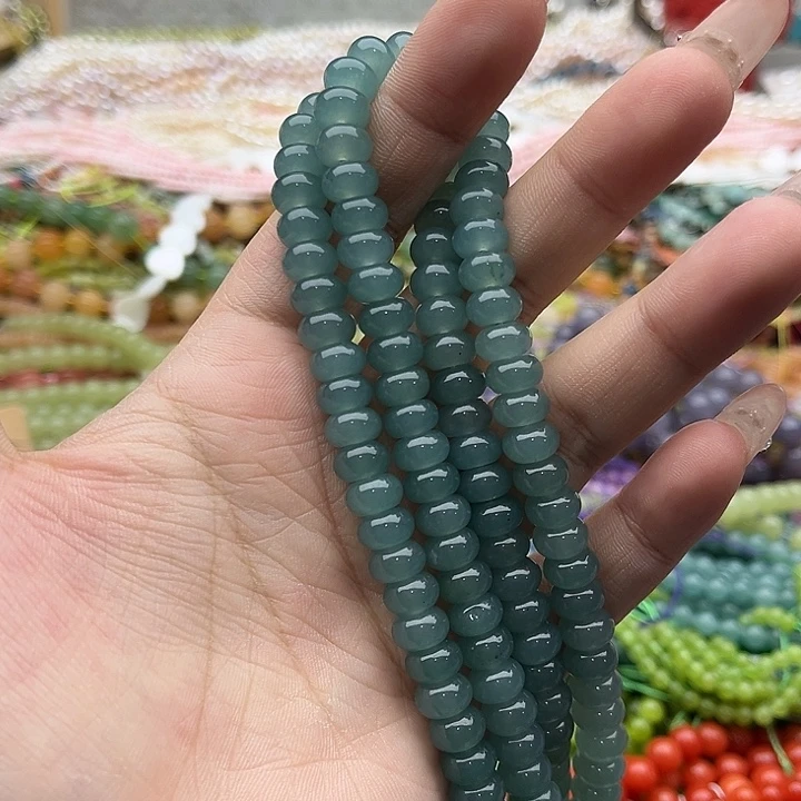 玛瑙/玉髓珠宝半成品未镶嵌一条8mm左右蓝水和田玉算盘珠