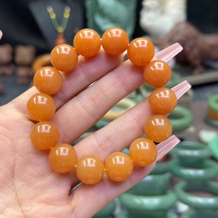 未镶嵌手镯石英岩玉