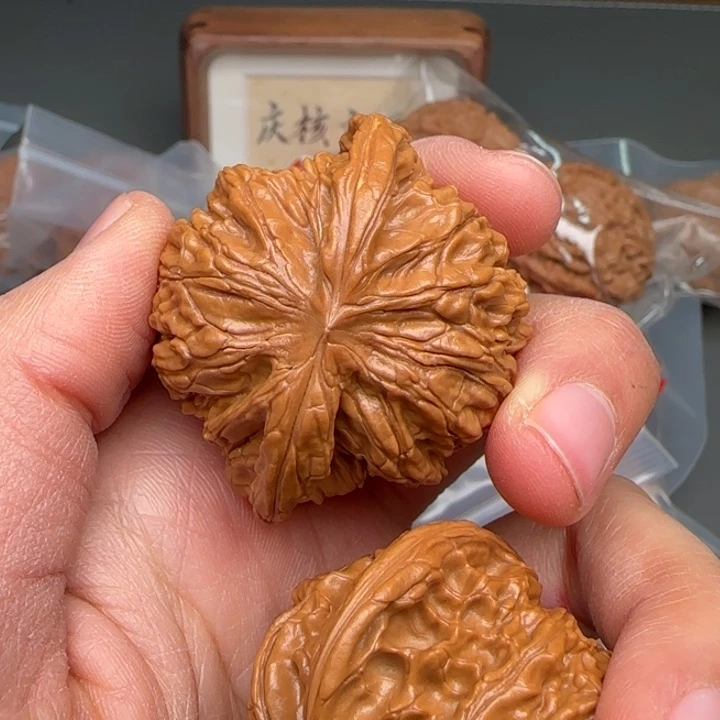 多****吊坠文玩核桃252644848549488