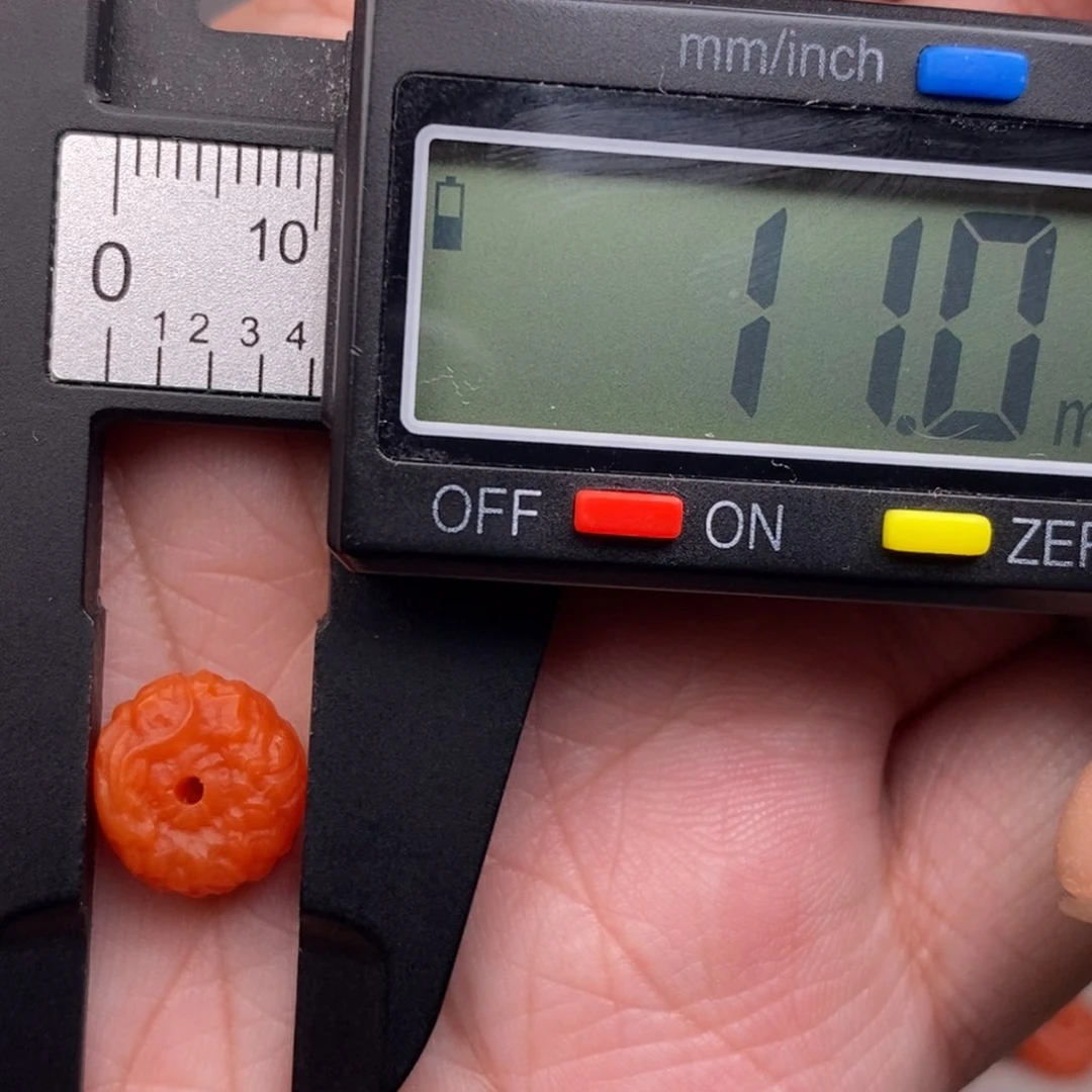 南红玛瑙配饰未镶嵌