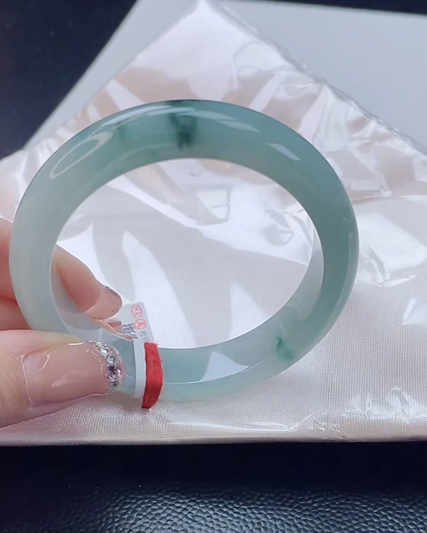 翡翠手镯未镶嵌翡翠6169