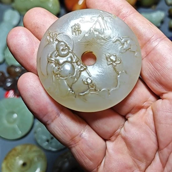 颈饰未镶嵌和田玉养****）