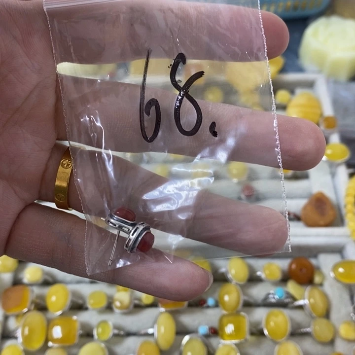 蜜蜡裸石银S925镶嵌耳钉