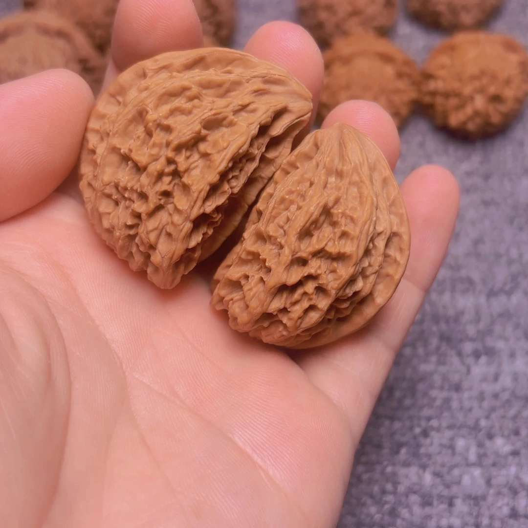 核桃把件子母对半壁