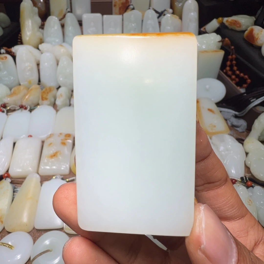 和田玉吊坠(不含链)未镶嵌鲁**型