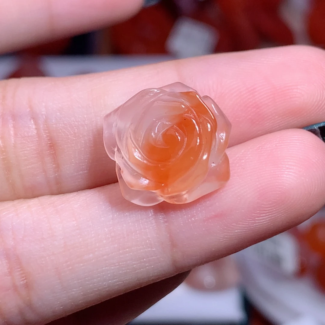 南红玛瑙未镶嵌南红玫瑰花