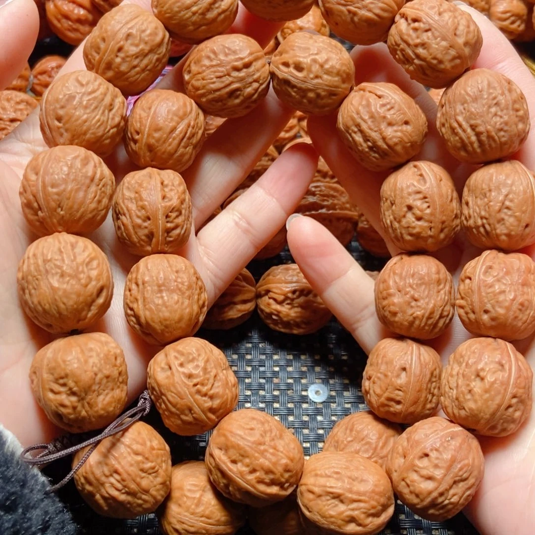 文玩核桃手串光头
