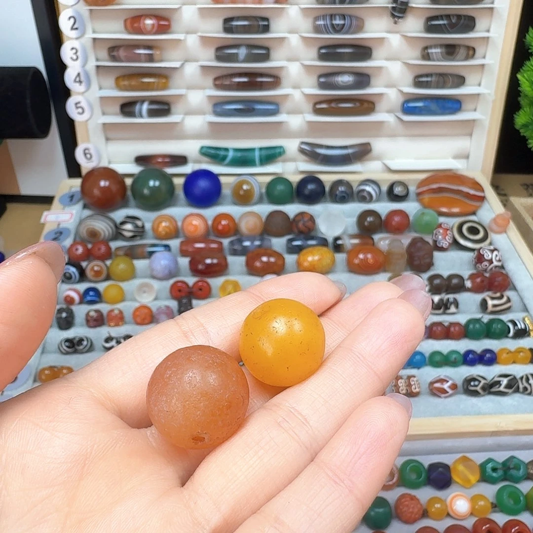 玛瑙/玉髓红色未镶嵌