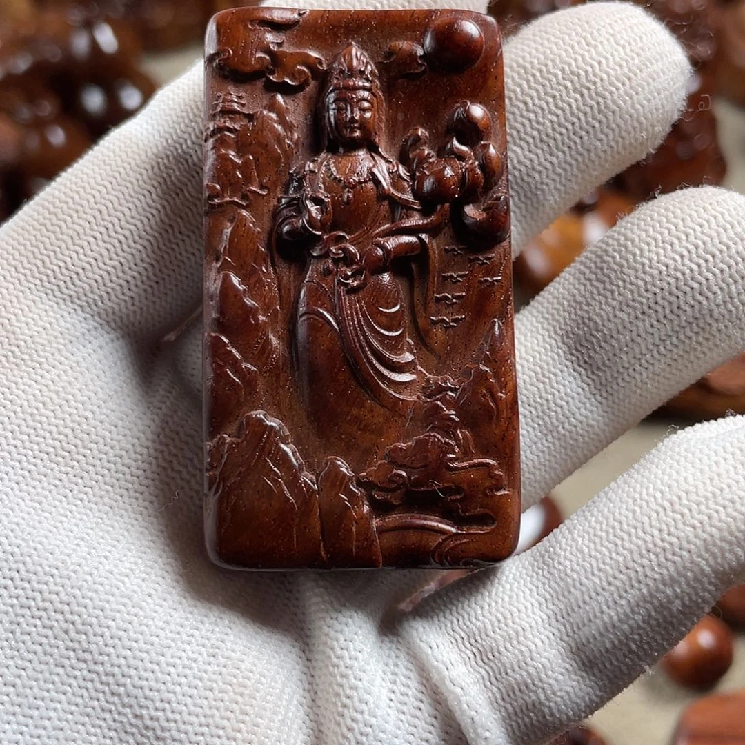 黄花梨/降香黄檀观音挂件