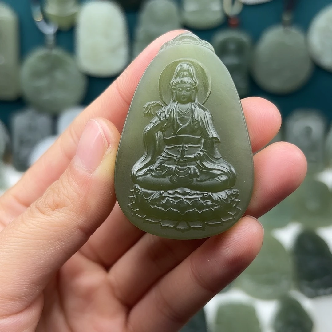 和田玉未镶嵌颈饰