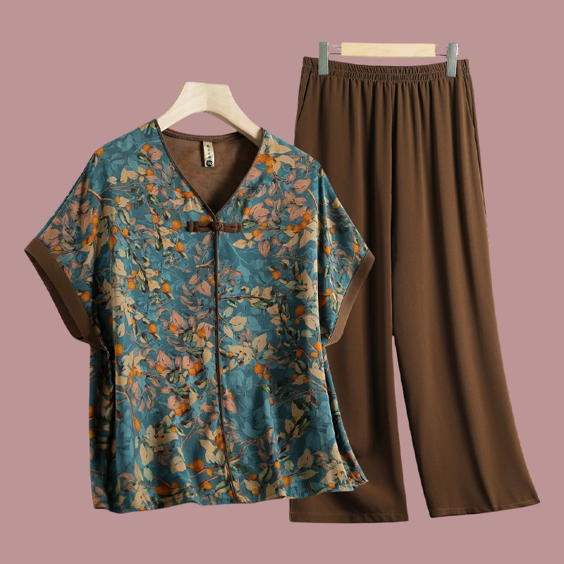 妈妈装夏季中老年女装套装V领T恤女洋气显年轻衣服奶奶休闲两件套
