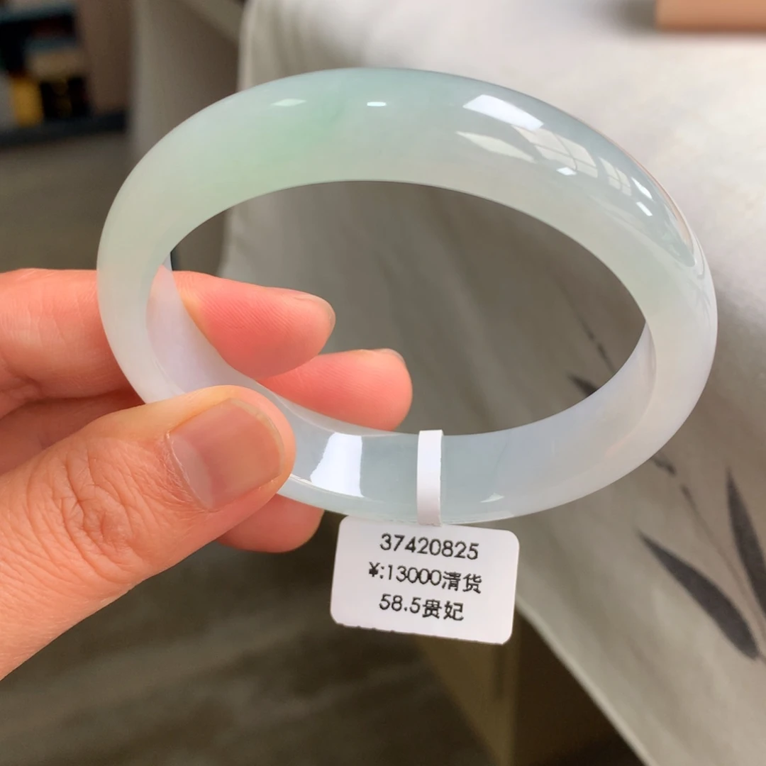 翡翠未镶嵌手镯【回流强推】冰胶甜绿清货