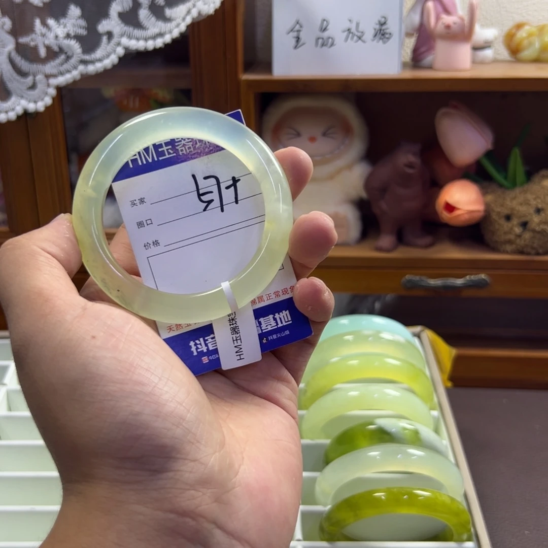 永***米未镶嵌蛇纹石玉手镯482