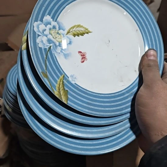 茶盏陶瓷盘子碗啥都有