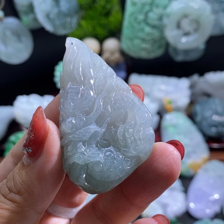 【闪购商品】颈饰未镶嵌翡翠龙牌