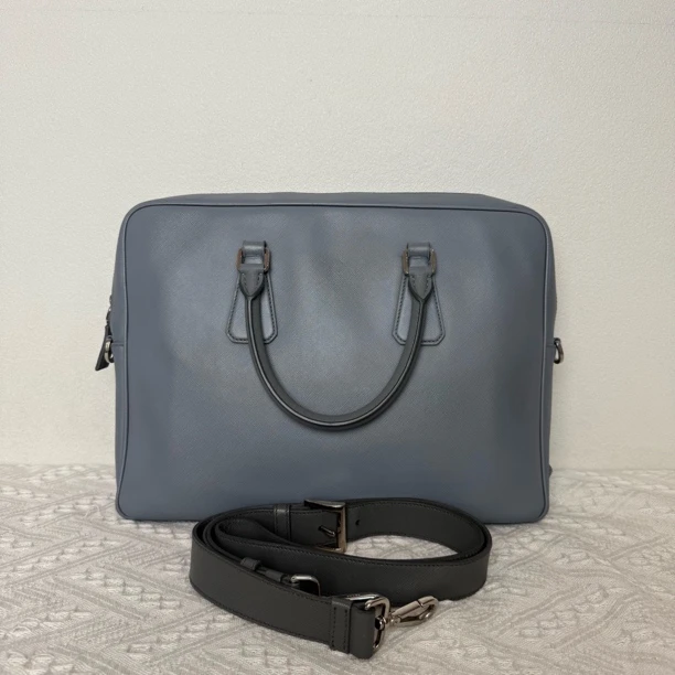 95新 Prada/普拉达 4408/男士时尚灰色全皮手提公文包