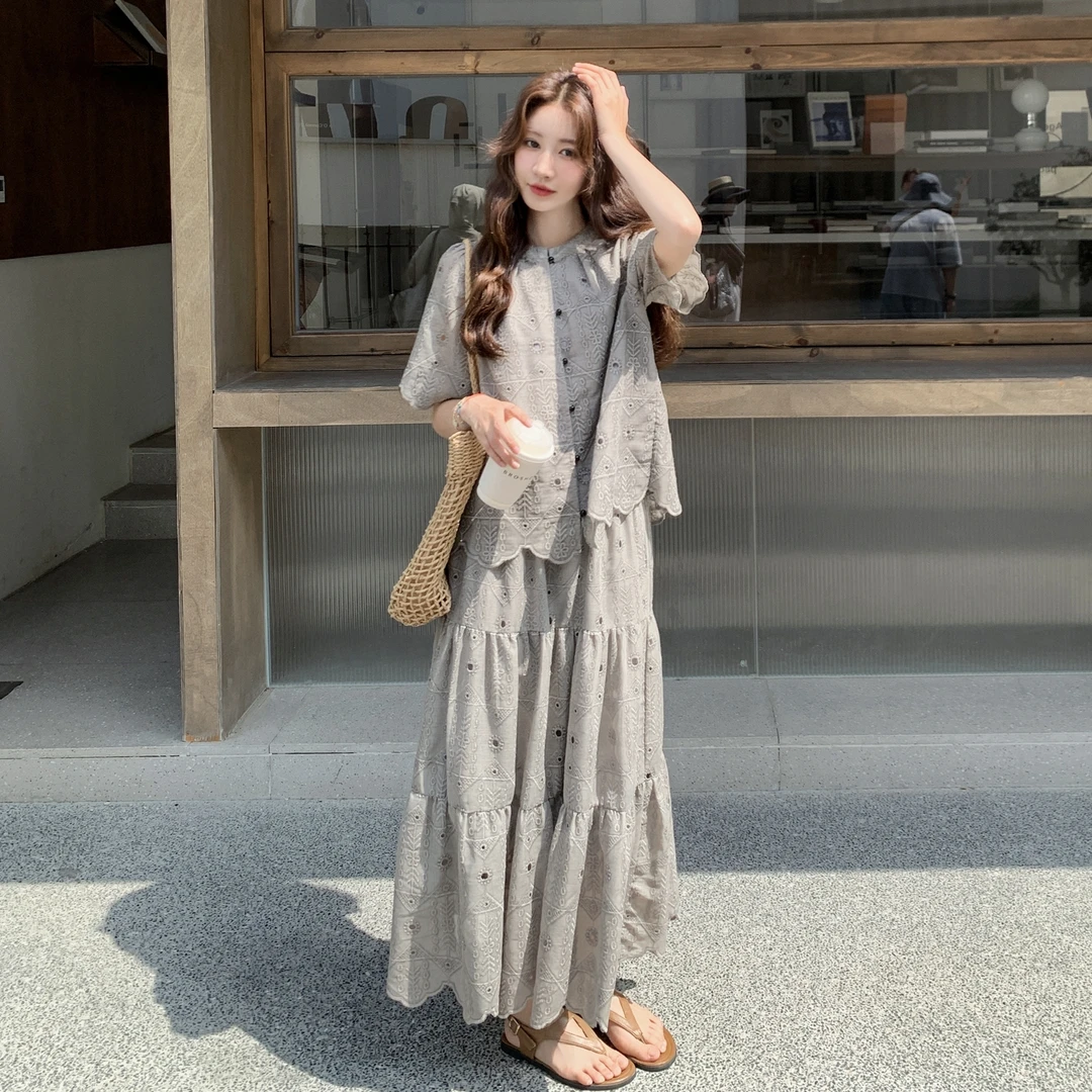 灰色高端精致套装裙女夏2025新款法式设计感短袖上衣半身裙两件套