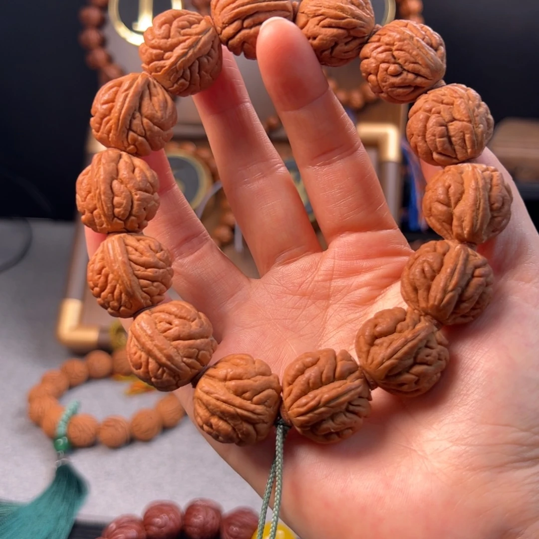 吊坠桃核23霸王龙元宝