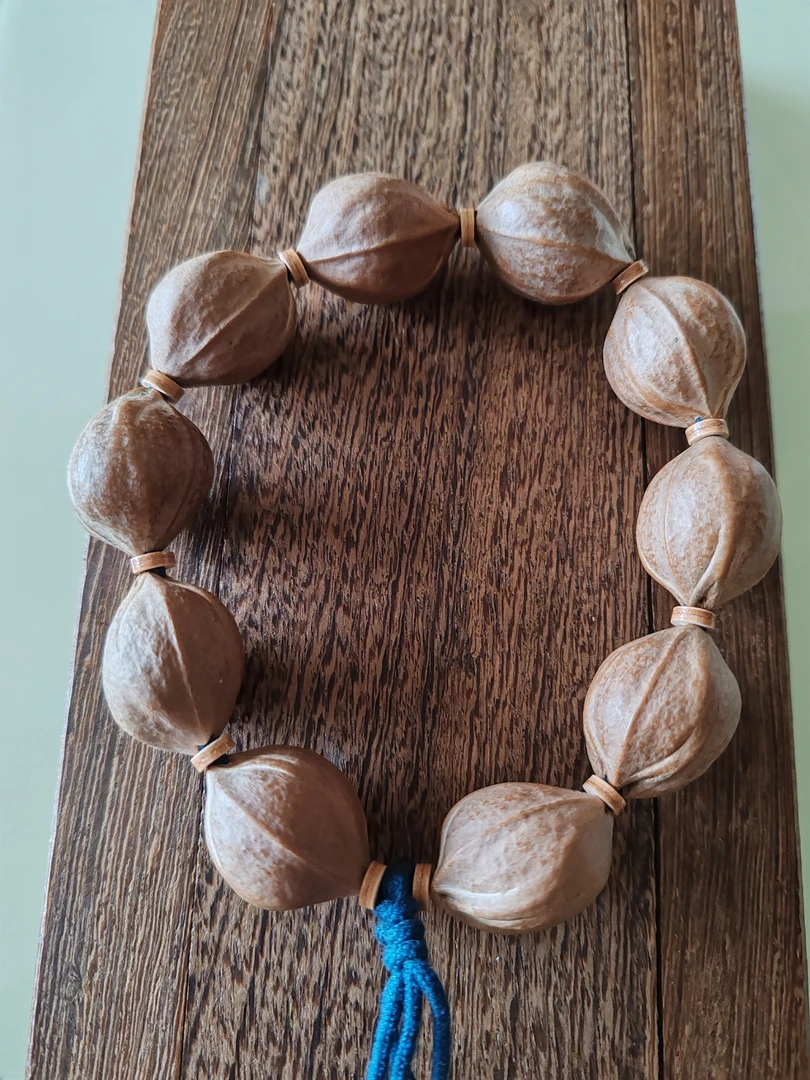 21*26MM精挑精选梅林老树铁核原生态三花鲨鱼背橄榄核素串