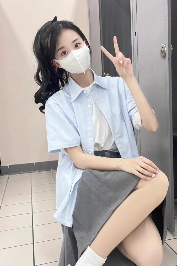 Polo领蓝色纯棉短袖衬衫女2025春夏日系新款设计感宽松休闲上衣女